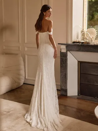 Milla Nova Evolis #1 default backface vertical thumbnail