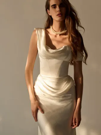 Milla Nova Ginger #2 frontface vertical cropped thumbnail