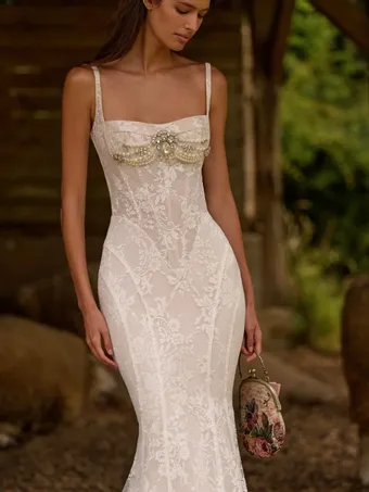 Milla Nova Glowline #2 frontface vertical cropped thumbnail