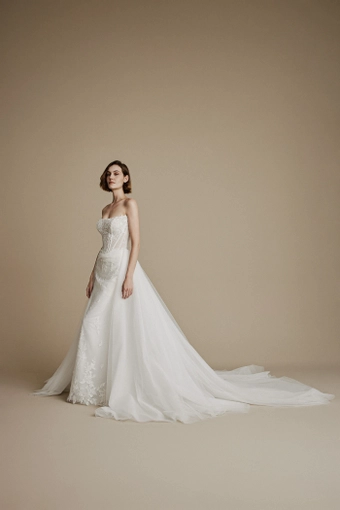 La Premiere Calliope #2 frontface vertical thumbnail