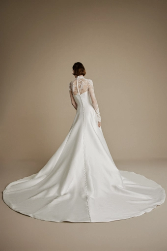 La Premiere Constance #3 default backface vertical thumbnail