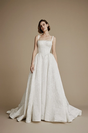 La Premiere Cosima #0 default frontface vertical thumbnail