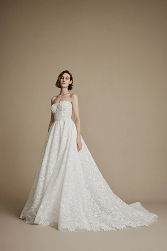 La Premiere Clarissa #1 frontface vertical thumbnail