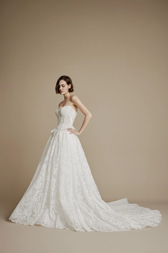 La Premiere Cassidy #1 frontface vertical thumbnail