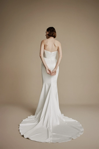 La Premiere Cypress #2 default backface vertical thumbnail