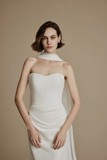 La Premiere Cirrus #3 frontface vertical cropped thumbnail