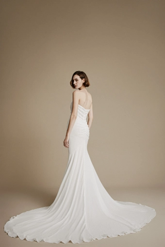 La Premiere Calista #2 default backface vertical thumbnail