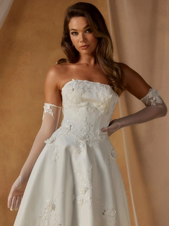 Madi Lane Nesta #6 frontface vertical cropped thumbnail