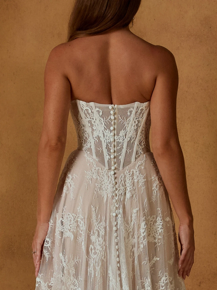 Madi Lane ML26111 #5 backface vertical cropped picture