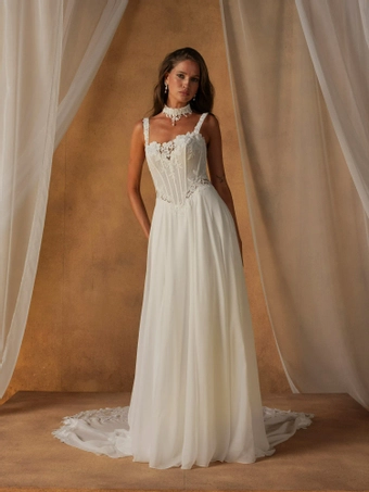 Madi Lane Nixon #0 default frontface vertical thumbnail