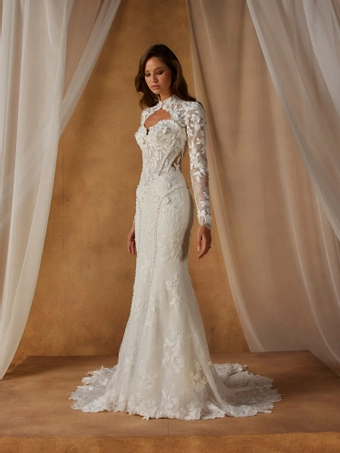 Madi Lane Nuri #1 frontface vertical thumbnail