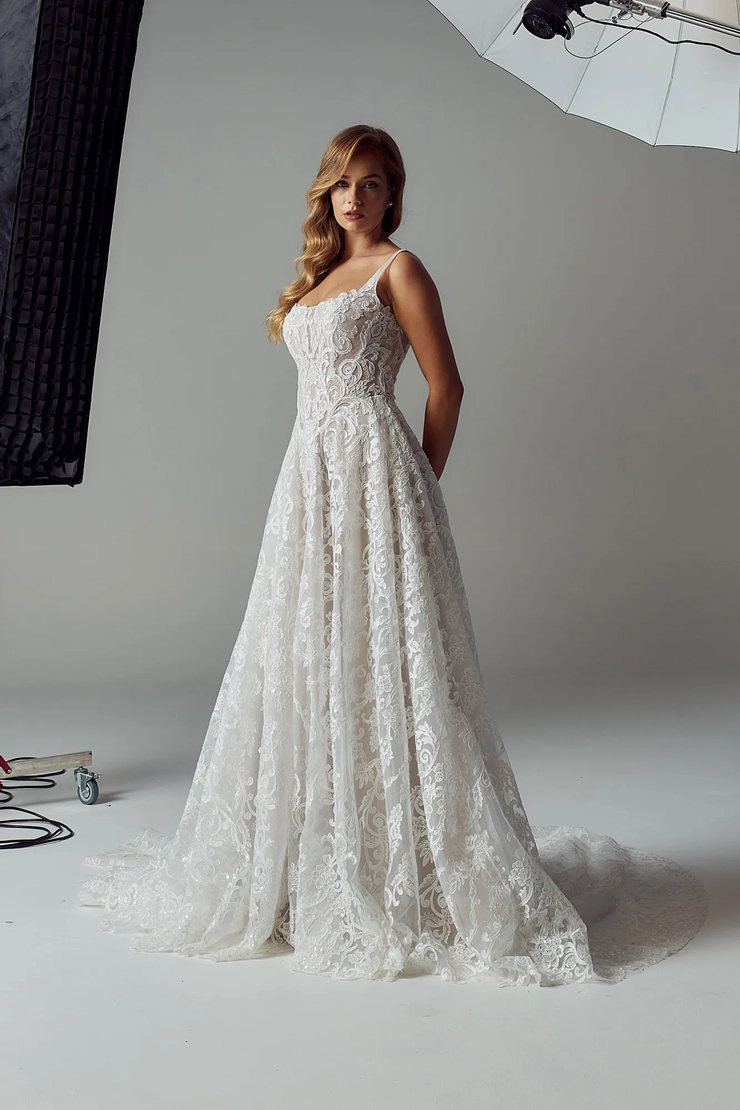 Evie Young EY716 #1 frontface vertical picture