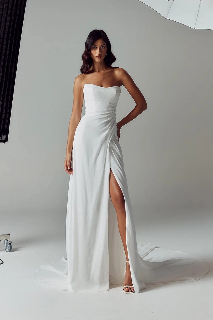 Evie Young EY743 #1 frontface vertical picture