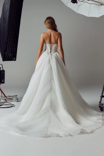 Evie Young Style #EY749 #4 backface vertical thumbnail