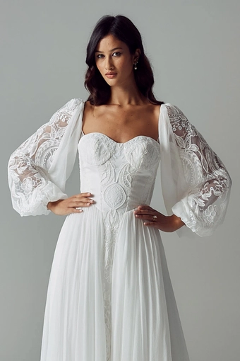 Evie Young Style #EY708 #3 frontface vertical cropped thumbnail