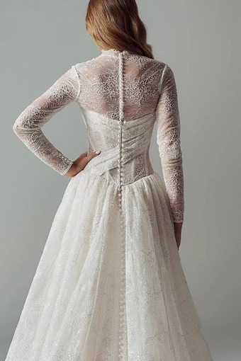 Evie Young Style #EY714 #5 backface vertical cropped thumbnail