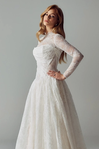 Evie Young Style #EY714 #3 frontface vertical cropped thumbnail