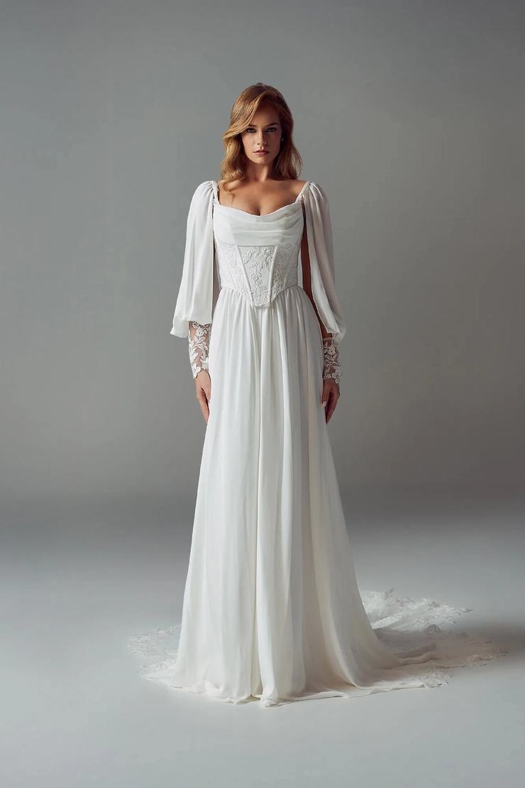 Evie Young Ophelia Image