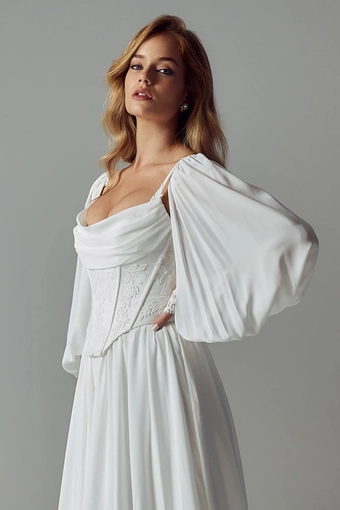 Evie Young Ophelia #5 frontface vertical cropped thumbnail