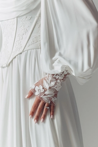 Evie Young Ophelia #6 frontface vertical cropped thumbnail