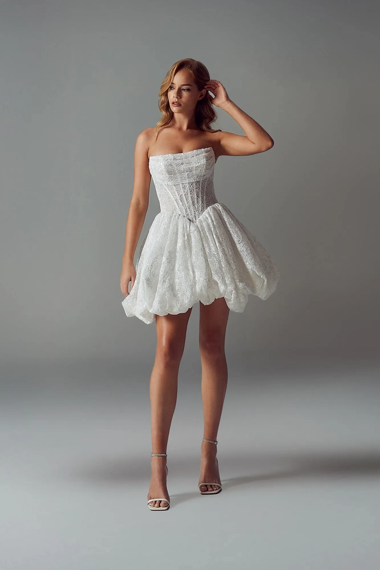 Evie Young Rhonda Mini Image