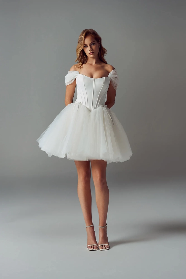 Evie Young EY730 #0 default frontface vertical picture