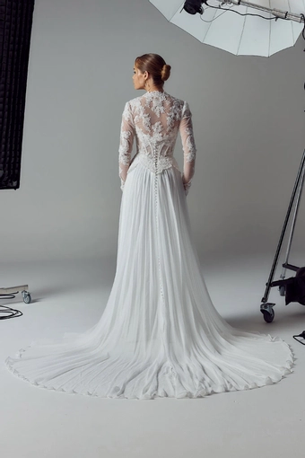 Evie Young Sally #2 default backface vertical thumbnail