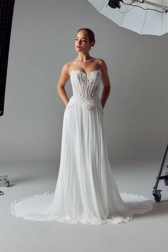 Evie Young Sally #1 frontface vertical thumbnail