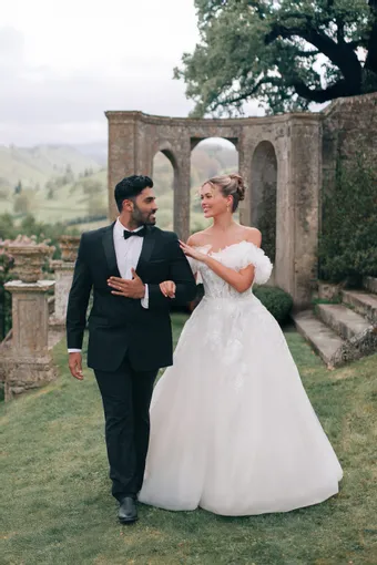 Bridgerton by Allure Bridals #BR1031 #2 frontface vertical thumbnail