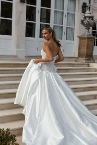 Jane Hill Bateman #8 backface vertical thumbnail