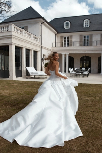 Jane Hill Bateman #6 backface vertical thumbnail