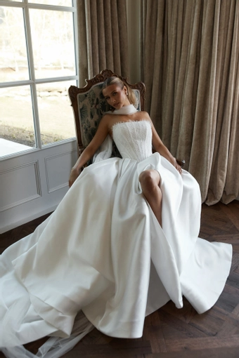 Jane Hill Clementine #2 frontface vertical thumbnail