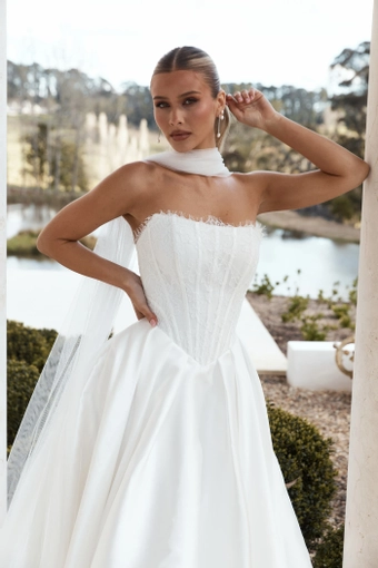 Jane Hill Clementine #3 frontface vertical cropped thumbnail