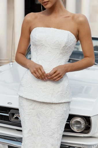 Jane Hill Dion Set #7 frontface vertical cropped thumbnail