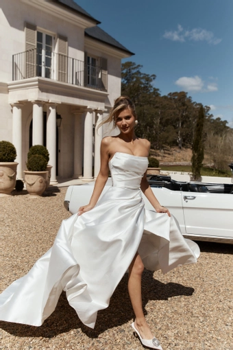 Jane Hill Edwards #5 frontface vertical thumbnail