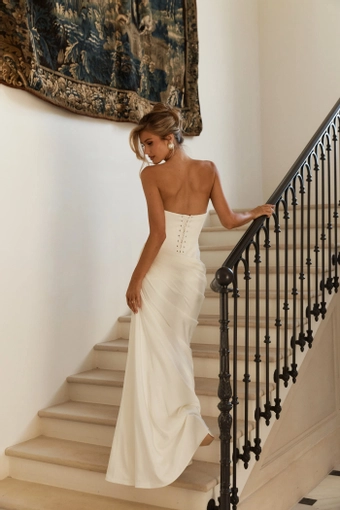 Jane Hill Mont Blanc #3 default backface vertical thumbnail