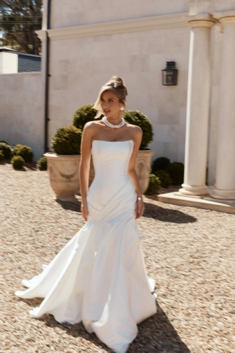 Jane Hill Mossman #3 frontface vertical thumbnail