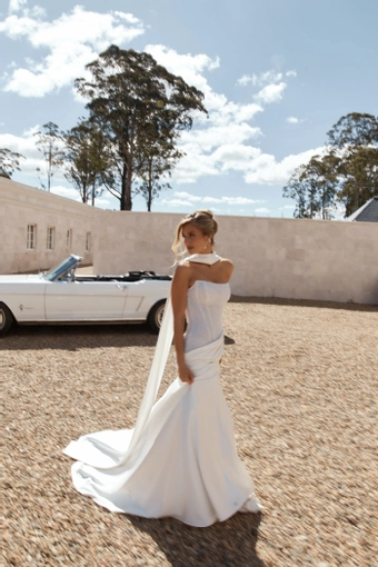 Jane Hill Porter #2 frontface vertical thumbnail