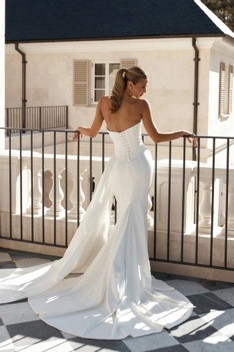 Jane Hill Slate #4 default backface vertical thumbnail