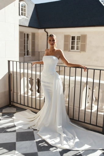 Jane Hill Slate #3 frontface vertical thumbnail