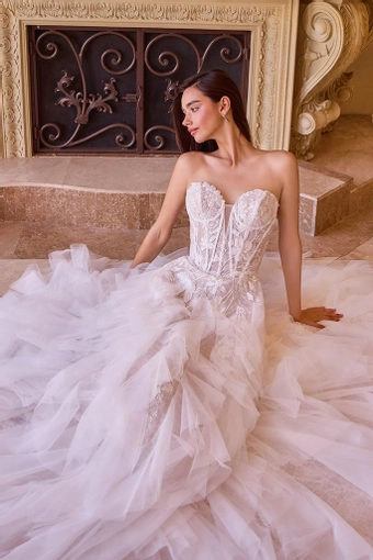 Andrea & Leo Couture WL016 #5 frontface vertical cropped thumbnail