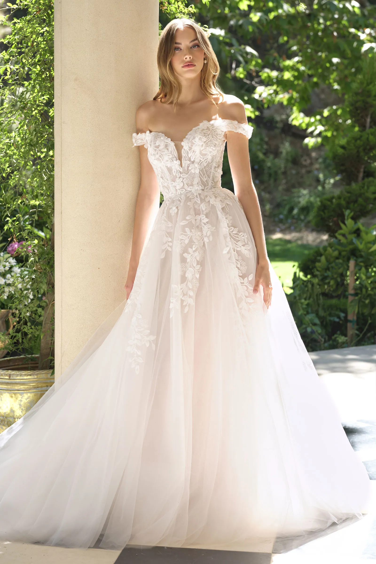 Wedding Dresses in Tampa, FL | Flora's Bridal