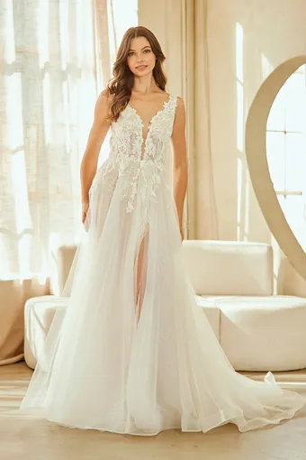 Amelia Couture Style #2140 #2 frontface vertical thumbnail