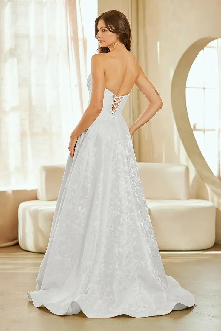 Amelia Couture Style #8061