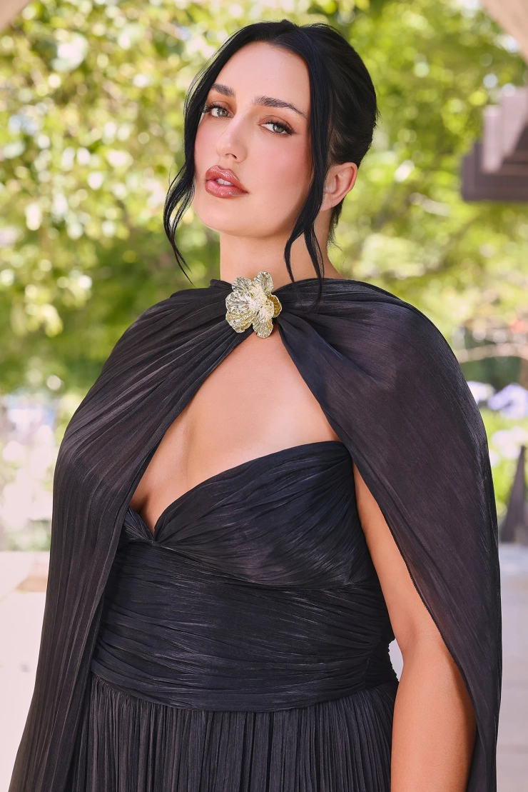 Ladivine by Cinderella Divine Style #AA003 #11 Black frontface vertical cropped picture