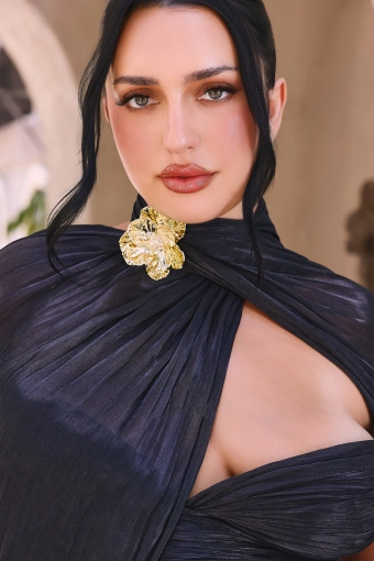 Ladivine by Cinderella Divine Style #AA003 $10 Black frontface vertical cropped thumbnail