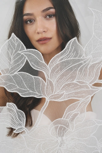 Lunaria #2 frontface vertical cropped thumbnail