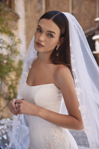 Veni Infantino Style #63203 #5 frontface vertical cropped thumbnail