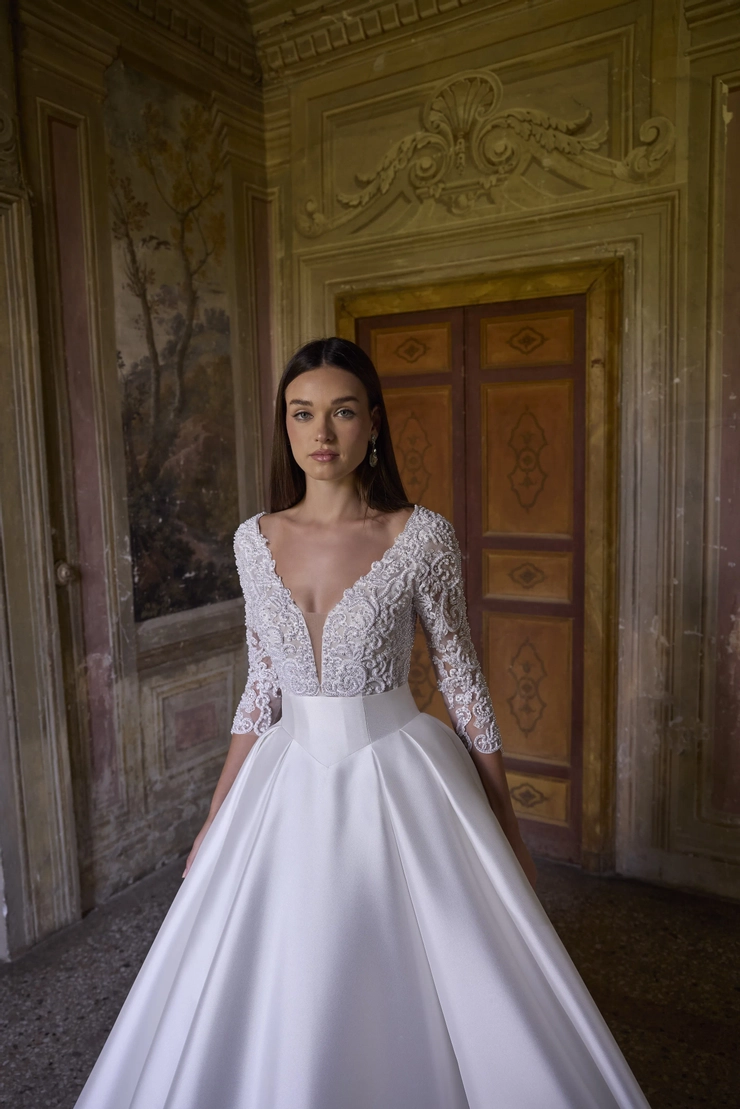 Veni Infantino Style #63215A #3 frontface vertical cropped picture