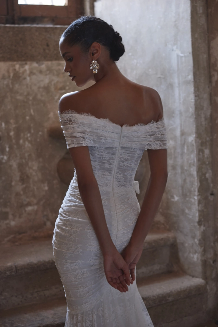 Veni Infantino Style #63227 #5 backface vertical cropped picture